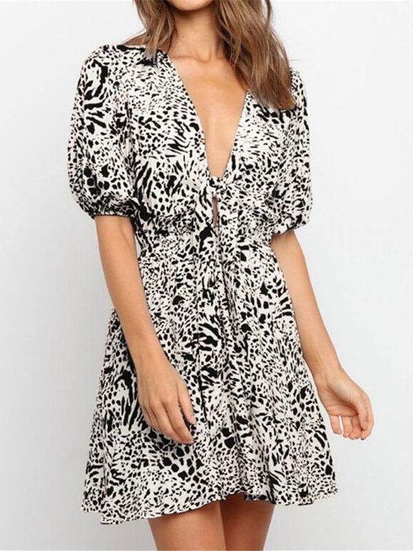 Women's Sexy Printed Deep V-neck Short-sleeved A-line Mini Dress - CHALIER