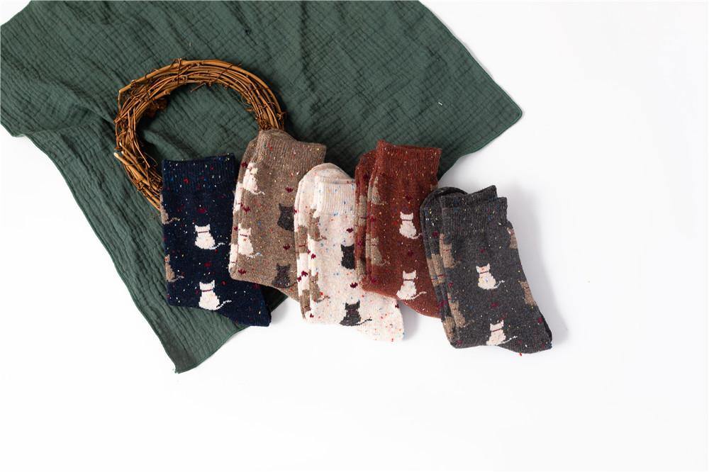 Womens Winter Wool Warm Socks Cartoon Cat pattern Fashion Socks 5 Pairs Set - CHALIER