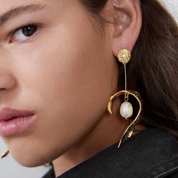 Female Hot Earrings Women Design Metal Heart Drop  Earrings