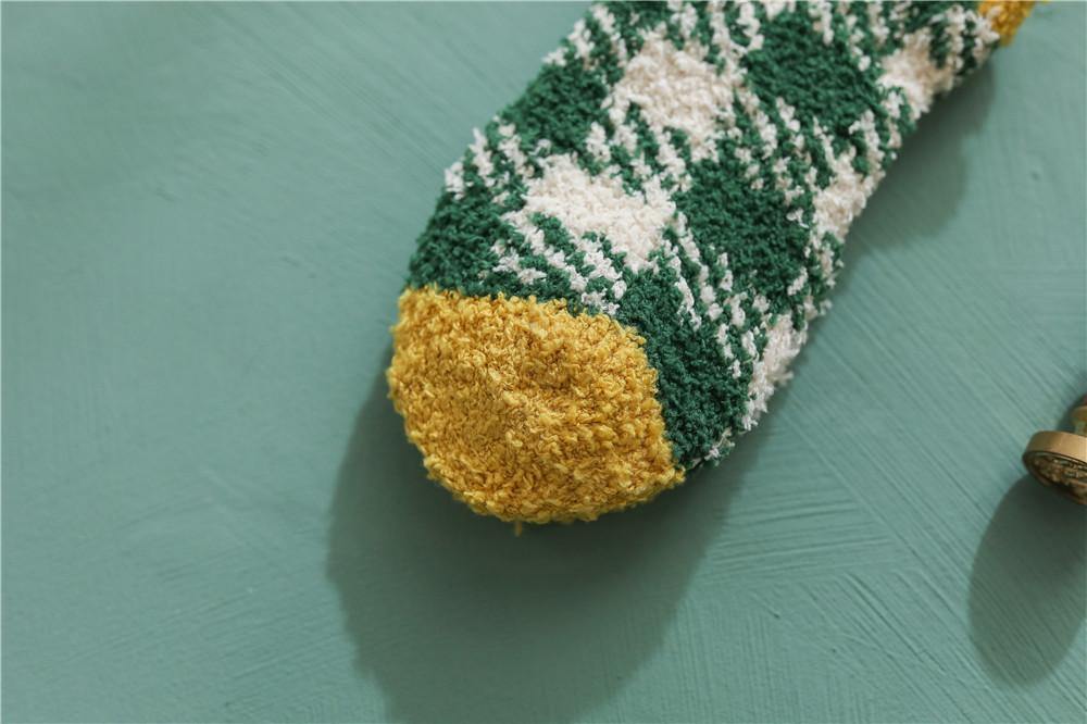 Womens Fuzzy Checkered Pattern Socks Winter Soft Slipper Cozy Fluffy Socks Gifts 7 Pairs - CHALIER