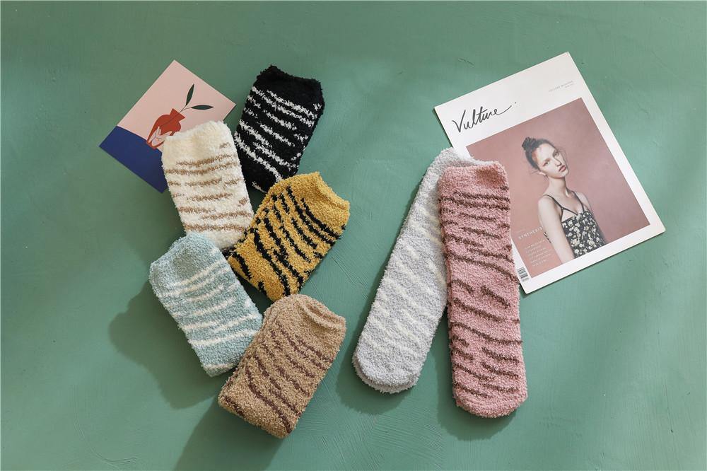 Womens Fuzzy Leopard Pattern Socks Winter Soft Slipper Cozy Fluffy Socks Gifts 7 Pairs - CHALIER