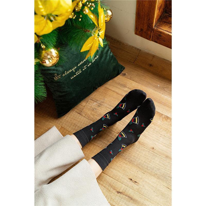 Womens Christmas Pattern Jingle Bell Tree Happy Fashion Cute Crew Socks 4 Pairs - CHALIER
