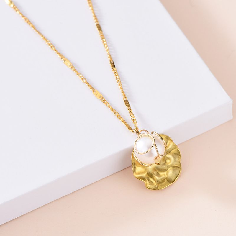 Female Design Necklaces Women Gold Shell Choker Jewelry