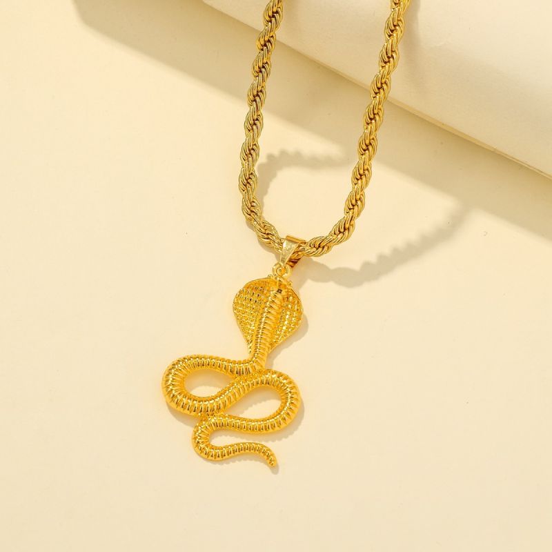Female Long Necklaces Women Gold Choker Snack Design Jewelry