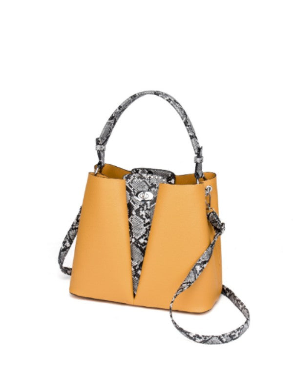 Women Serpentine PU Shoulder Bag