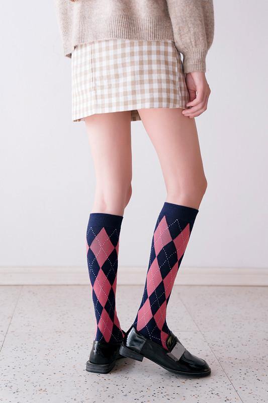 Womens Geometric Calf Socks Knee-length Cotton English Vintage Stockings Pink - CHALIER