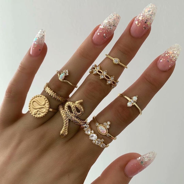 Female Design Hot Rings Gold Snack Woamn Jewelry Set