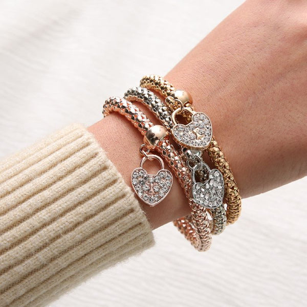 Female Fashionable Bracelets Woman Design Heart Drop Jewelry Set