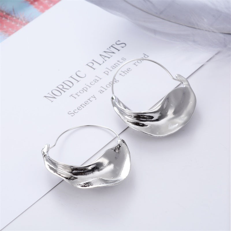 Female Hot Earrings Women Design Metal Hoops Earrings