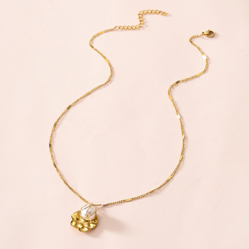 Female Design Necklaces Women Gold Shell Choker Jewelry