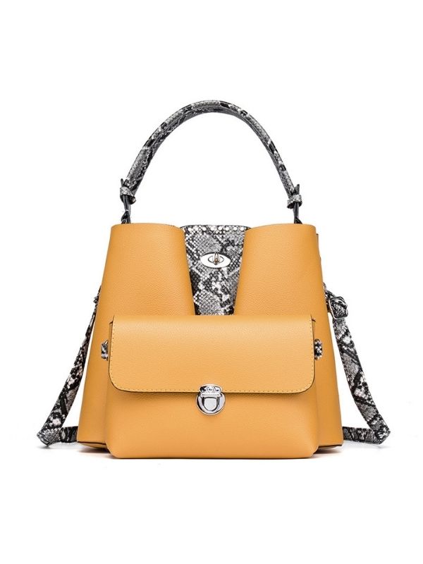 Women Serpentine PU Shoulder Bag