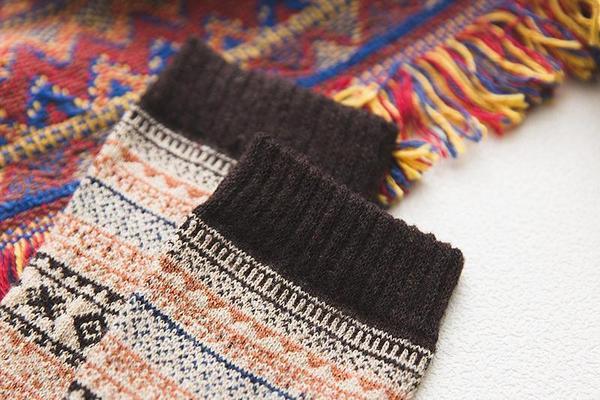 Mens Winter Socks Warm Vintage Exotic Knitted Socks 5 Pairs Gift