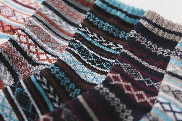 Mens Winter Socks Retro Exotic Knitted Warm Soft Wool Socks 5 Pairs Gift
