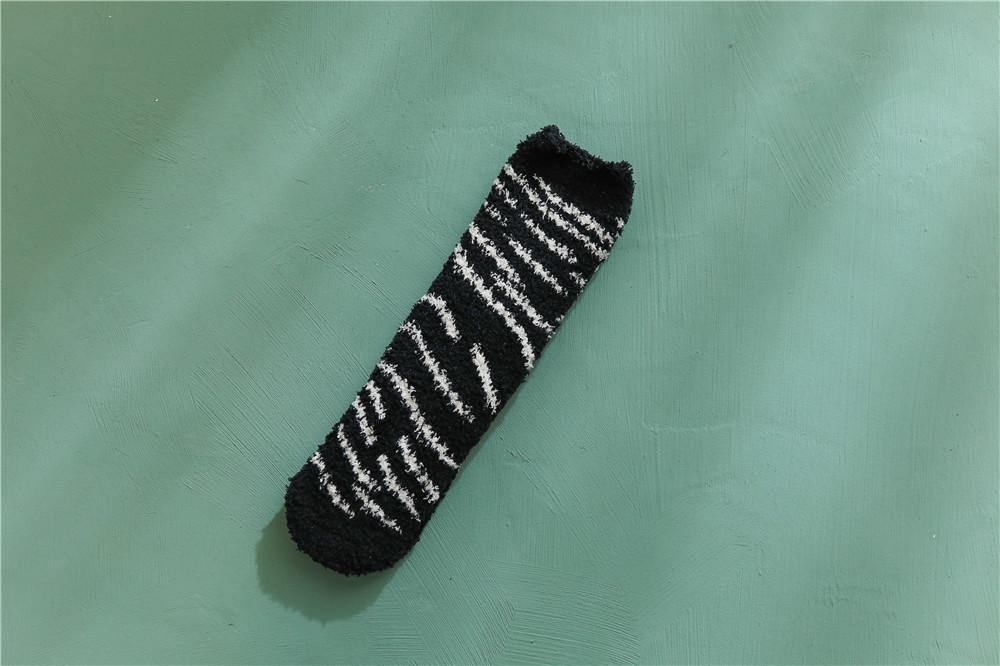 Womens Fuzzy Leopard Pattern Socks Winter Soft Slipper Cozy Fluffy Socks Gifts 7 Pairs - CHALIER