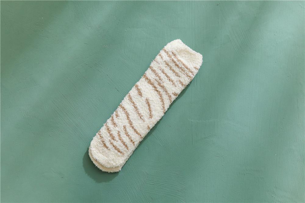 Womens Fuzzy Leopard Pattern Socks Winter Soft Slipper Cozy Fluffy Socks Gifts 7 Pairs - CHALIER