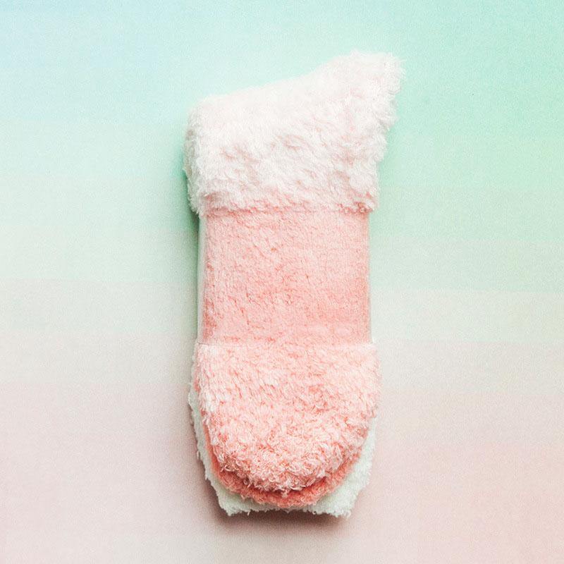 Womens Winter Warm Fuzzy Slipper Socks Gradient Color Family Couple Socks - CHALIER