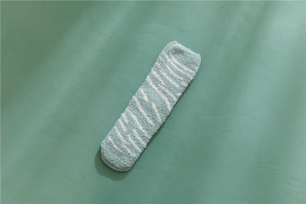 Womens Fuzzy Leopard Pattern Socks Winter Soft Slipper Cozy Fluffy Socks Gifts 7 Pairs - CHALIER