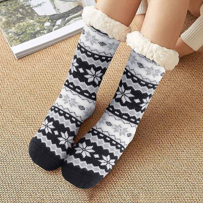 Womens Winter Snow Slipper Socks Fuzzy Cozy Socks Blue/Black